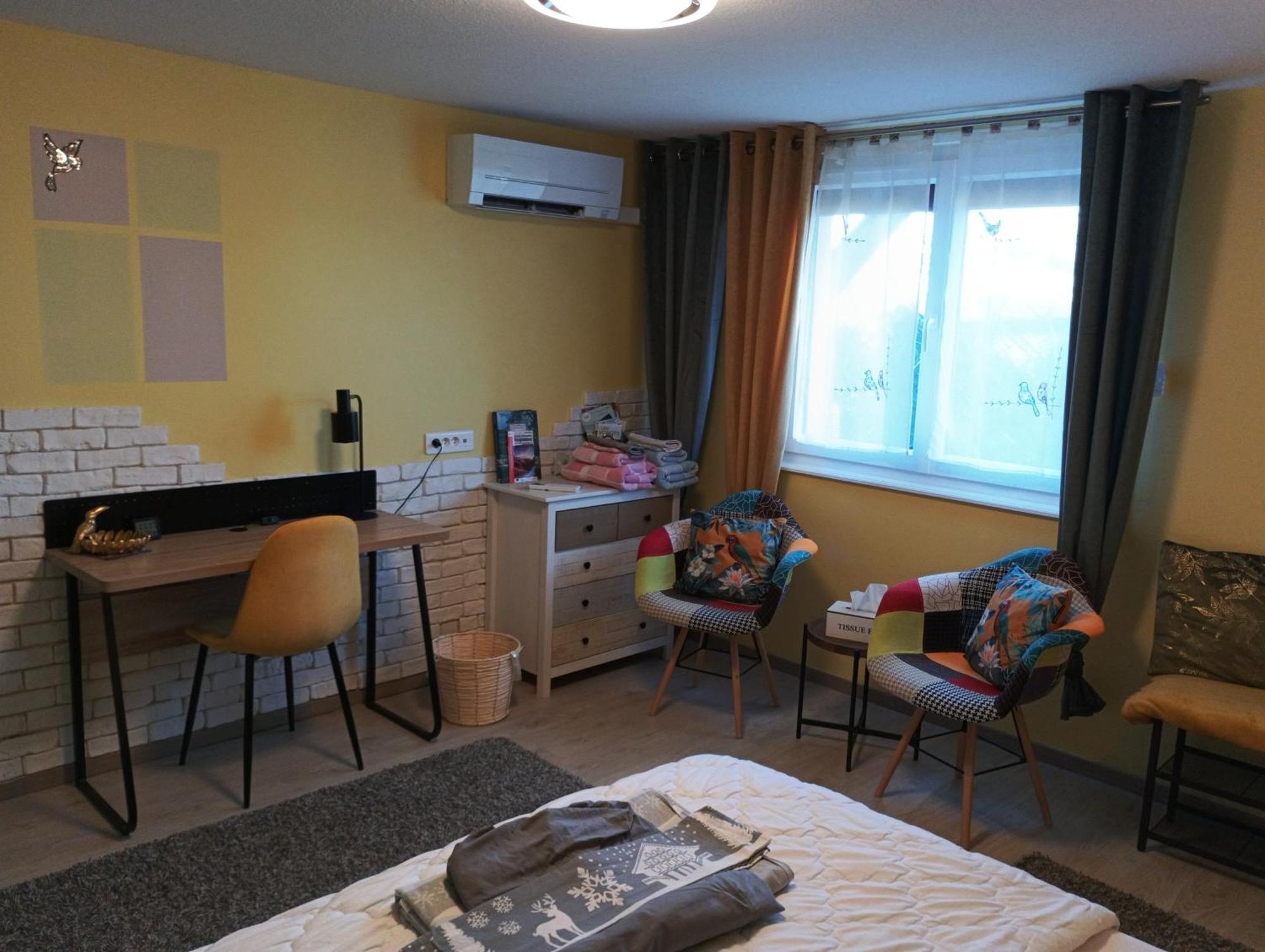 Chambres D'Hotes De L'Avison Bruyeres Екстериор снимка